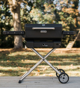 Masterbuilt - Portable Charcoal BBQ and Smoker with Cart