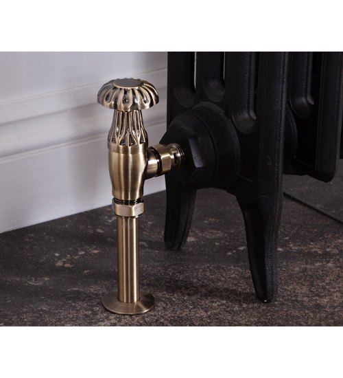 Carron Crocus Wheel Manual Radiator Valve - Antique Brass (Lacquered)