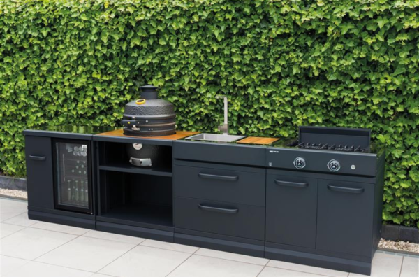 How an Outdoor Kitchen Can Boost Your Home’s Value – and Your Lifestyle