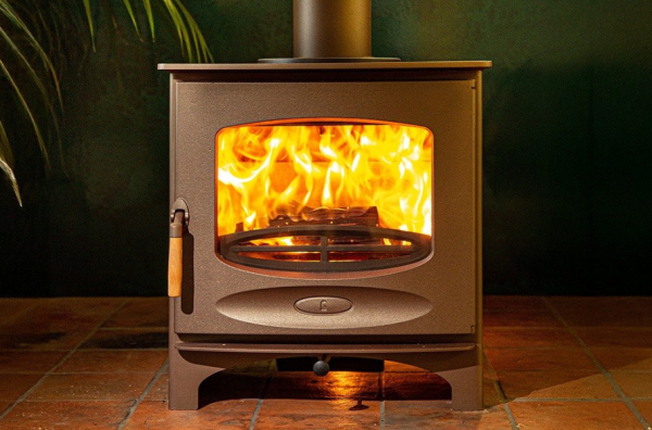 93% Say Their Wood Burner Improved Their Wellbeing – Here’s Why