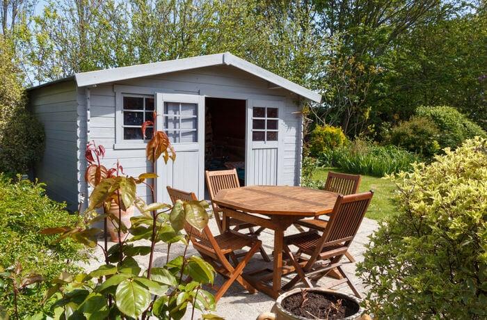 Which Wood Stove Should I Choose for a Log Cabin or Shed?