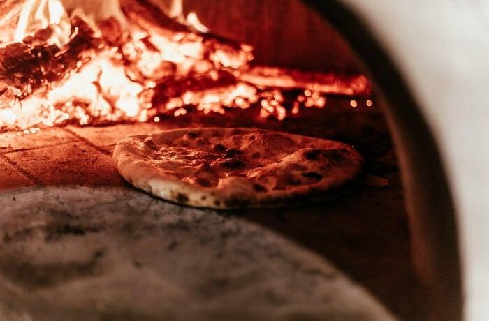 How to Light a Wood Fired Pizza Oven