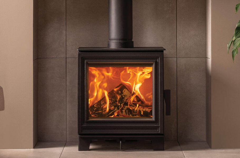 Wood-Burning Stove Buying Guide (2026 Edition) How to Choose the Right Stove for Your Home